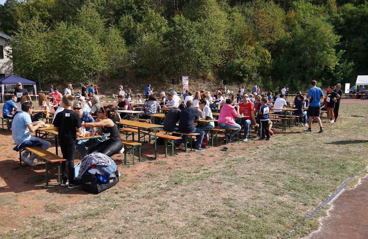 Bild vom 11. Benefizlauf im Jahr 2019. Dies ist das 75. Bild.